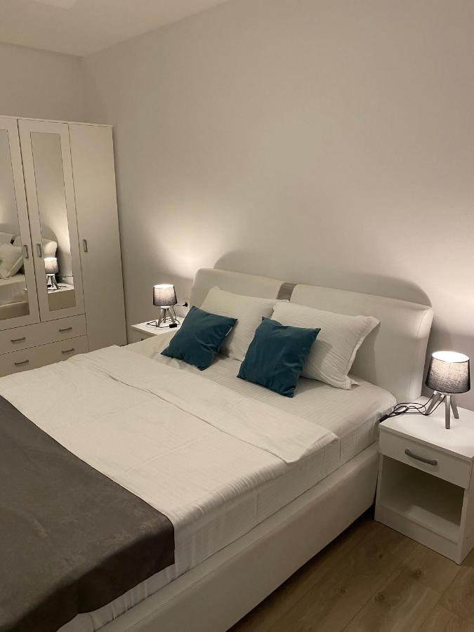 Apartments Sidro Dobra Voda Zewnętrze zdjęcie