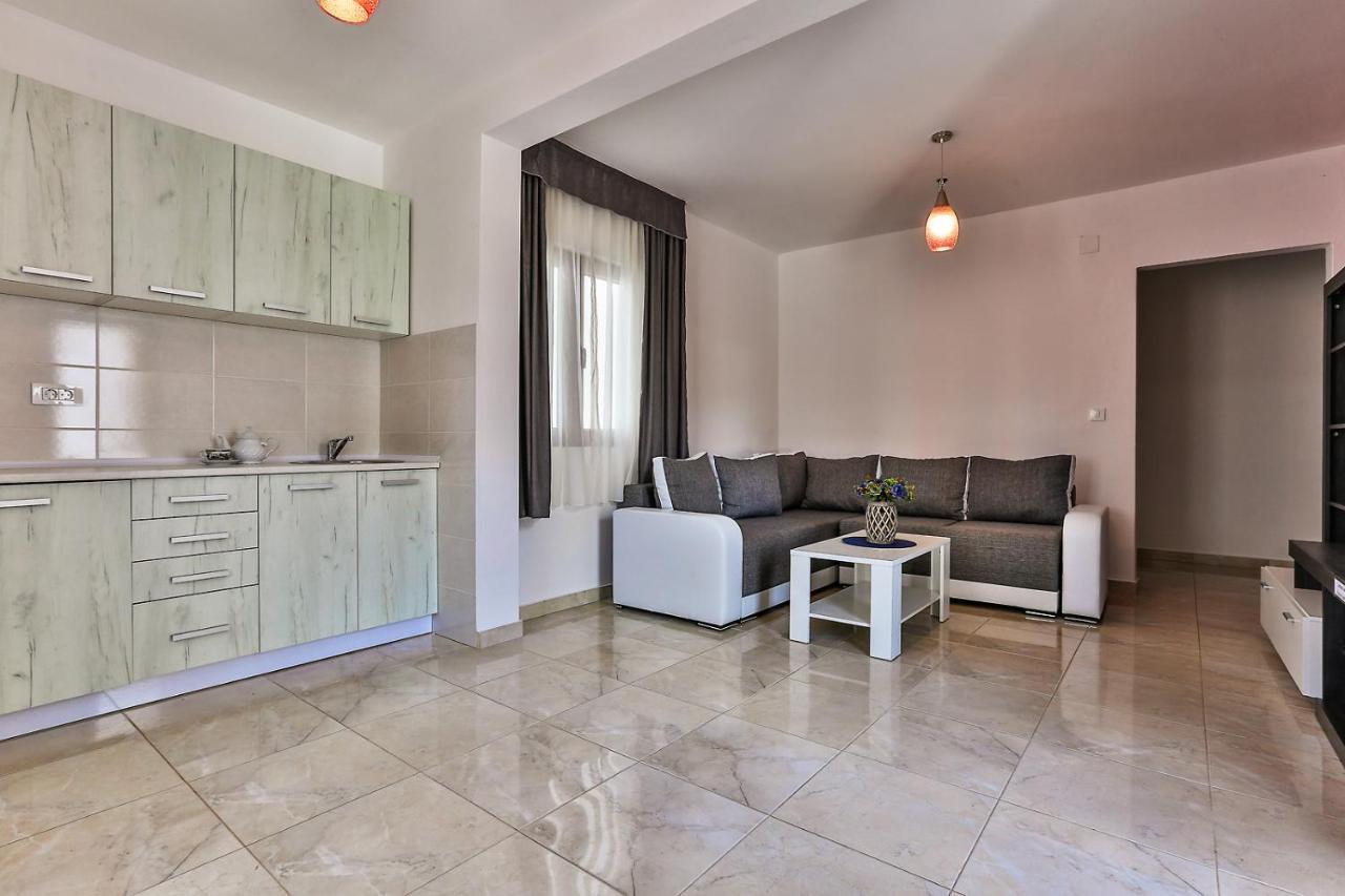 Apartments Sidro Dobra Voda Zewnętrze zdjęcie